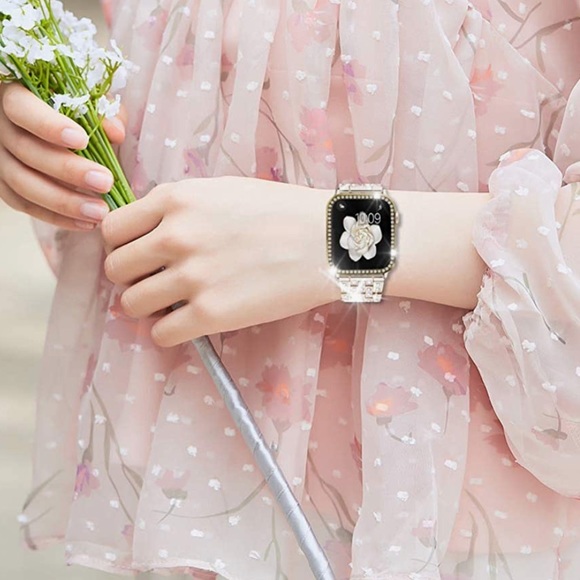 NEW! Champagne/Rhinestone Apple Watch Band - Picture 5 of 14